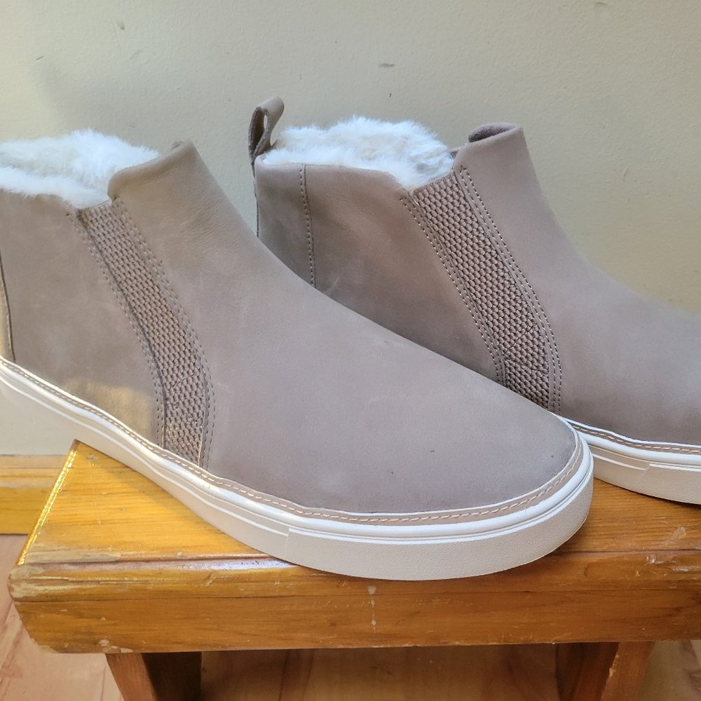 TOMS Bryce Faux Fur Leather Slip On Boots
